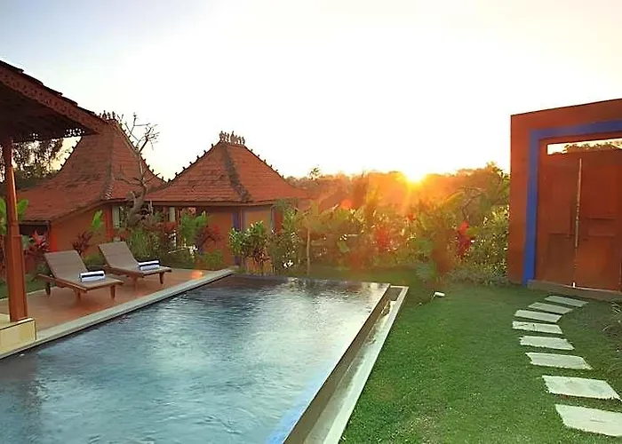 Heaven Penestanan Villa *